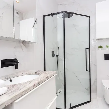 Apartment Avra Iii Stare