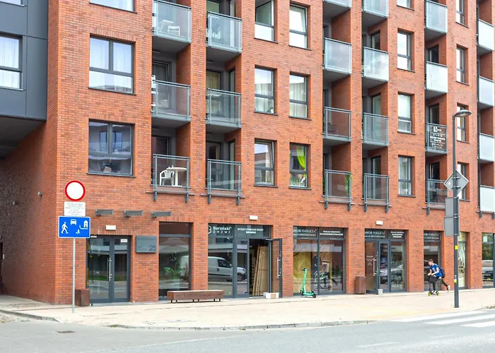 Avra Iii Stare Daire Gdansk